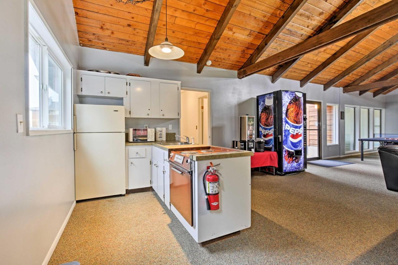 Lincoln Beach Condo With Balcony And Ocean Views! Exterior foto